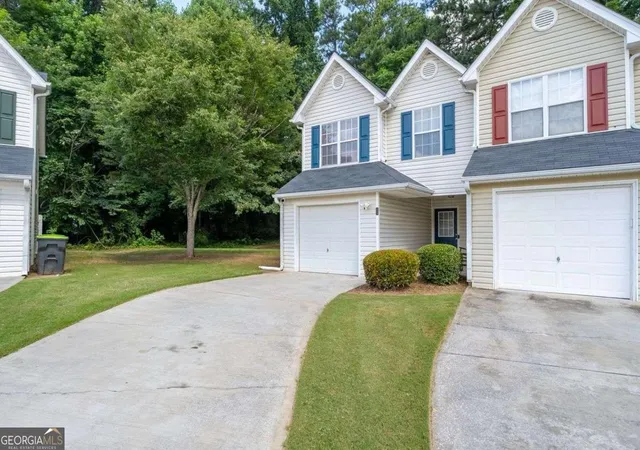Photo 3 of Townhouse for sale at 6995 Gallant Cir Se #6, Mableton, GA 30126 | MLS# 10795002 | Listing updated on 2026-08-27