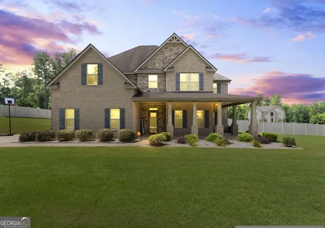 Photo 1 of Single family home for sale at 400 Guildhouse Dr, Mcdonough, GA 30252 | MLS# 10827414 | Listing updated on 2026-09-15