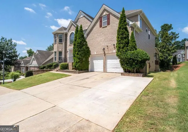 image of 3717 Shady Maple Dr, Lithonia, GA 30038 | MLS# 10758734