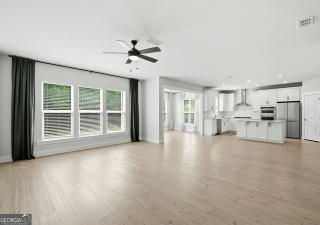 Photo 4 of Single family home for sale at 4719 Wilderness Trl, Flowery Branch, GA 30542 | MLS# 10817219 | Listing updated on 2026-09-10