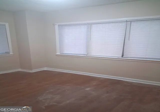Photo 4 of Single family home for sale at 1247 Brentwood Ave, Macon, GA 31204 | MLS# 10826868 | Listing updated on 2026-09-21