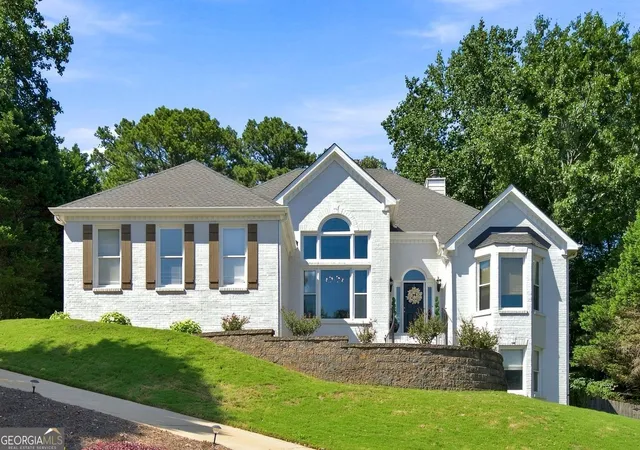 Photo 1 of Single family home for sale at 2920 Hearthstone Dr, Cumming, GA 30041 | MLS# 10833114 | Listing updated on 2026-09-11