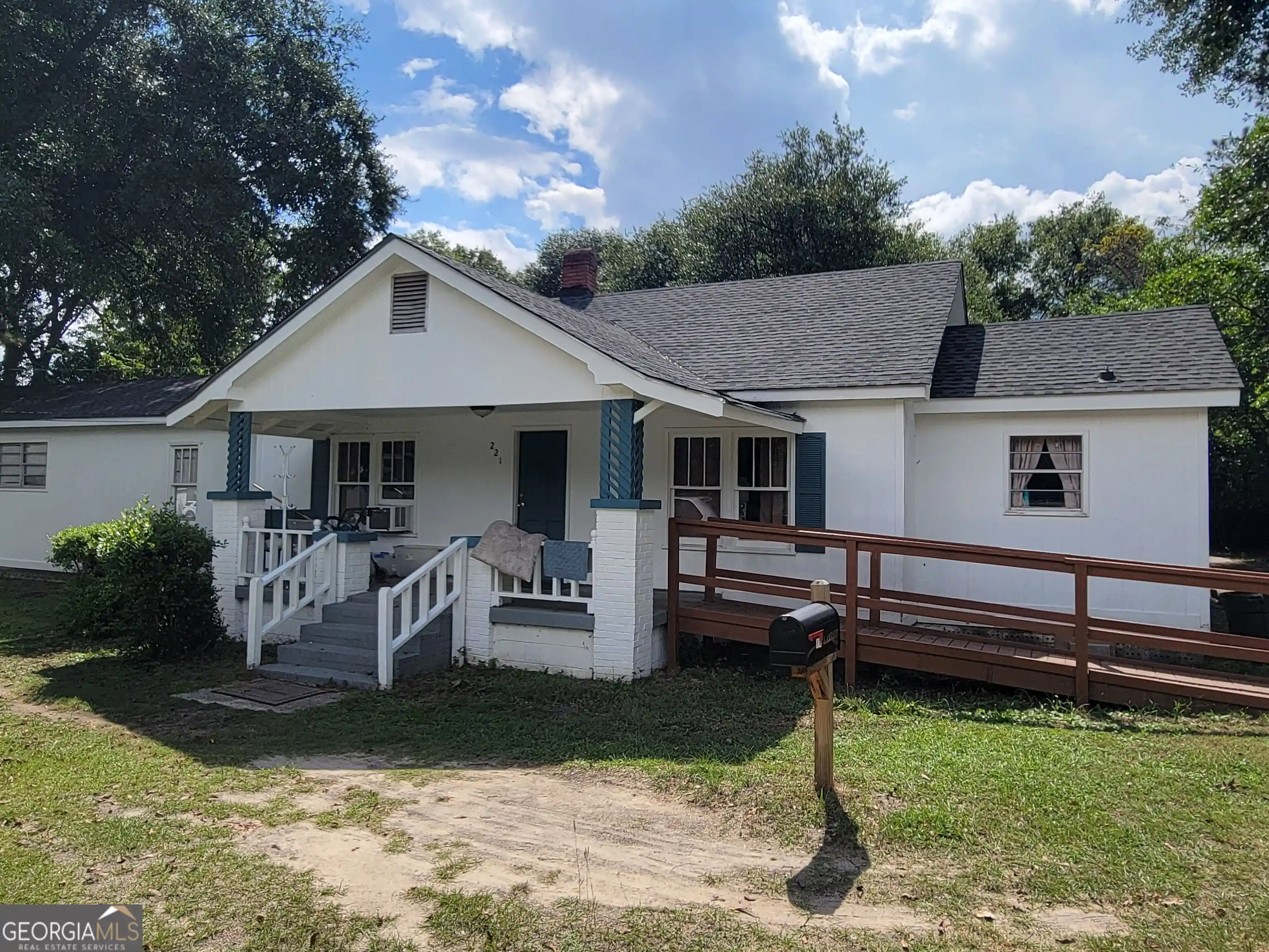 Single family home for sale at 221 Savannah Ave, East Dublin, GA 31027 | MLS# 10878803