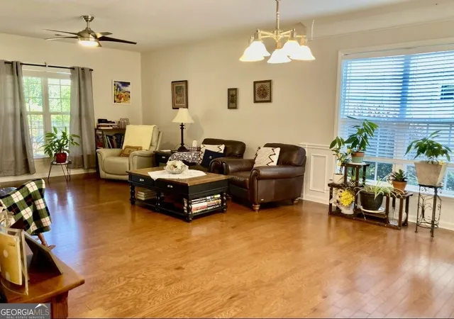 3rd image of 129 Plumleaf Ct, Griffin, GA 30223 | MLS# 10827886