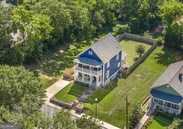 Photo 4 of Single family home for sale at 1464 Calhoun St, Macon, GA 31201 | MLS# 10830103 | Listing updated on 2026-09-03