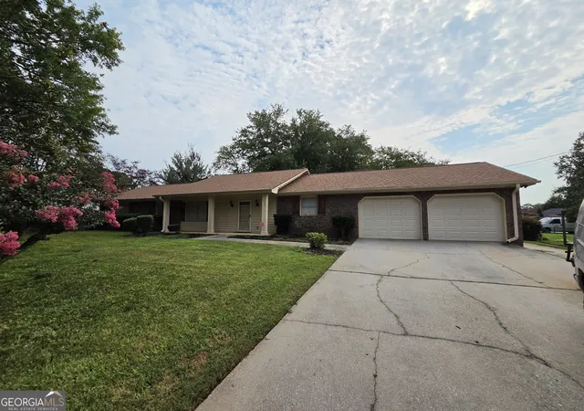 Photo 1 of Single family home for sale at 3560 Sandhill Dr Se, Conyers, GA 30094 | MLS# 10815196 | Listing updated on 2026-08-12