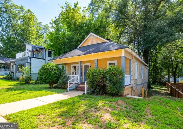 Photo 2 of Single family home for sale at 1161 Indale Pl Sw, Atlanta, GA 30310 | MLS# 10790480 | Listing updated on 2026-09-03