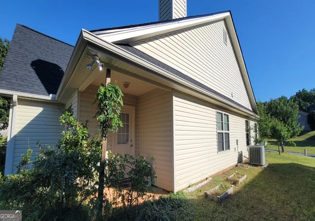 Homes for sale in Alto, GA | 561 Highland Pointe Dr, Alto, GA 30510 | MLS# 10777834