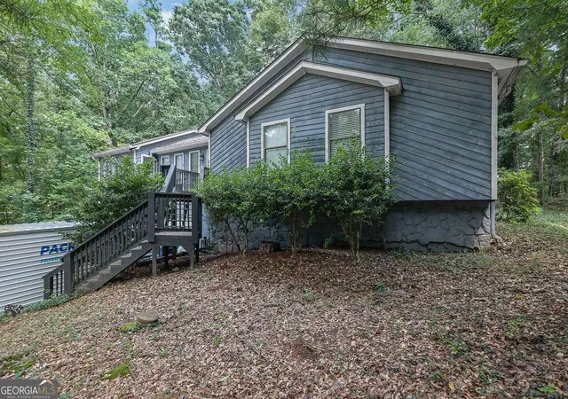 Photo 3 of Single family home for sale at 2721 Pine Cone Ln, Duluth, GA 30096 | MLS# 10816478 | Listing updated on 2026-09-17