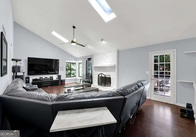 Photo 4 of Single family home for sale at 2721 Pine Cone Ln, Duluth, GA 30096 | MLS# 10816478 | Listing updated on 2026-09-17