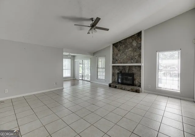 Photo 3 of Single family home for sale at 900 Pawnee Pl, Lilburn, GA 30047 | MLS# 10818070 | Listing updated on 2026-08-17