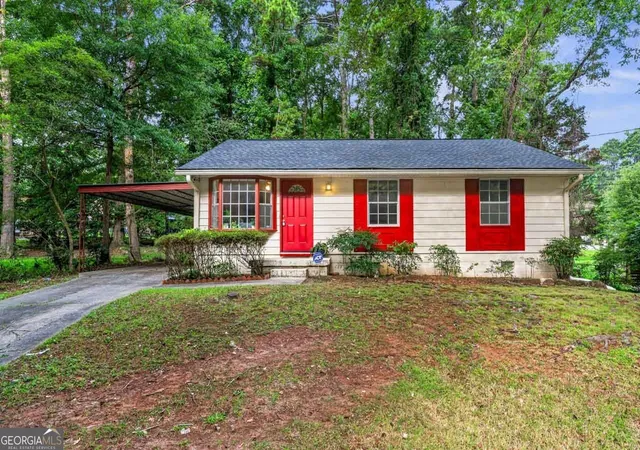 Photo 1 of Single family home for sale at 6177 Crestview Ln, Forest Park, GA 30297 | MLS# 10828507 | Listing updated on 2026-09-10