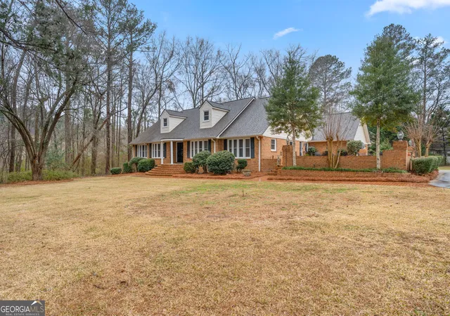 2nd image of 732 Bass Rd, Macon, GA 31210 | MLS# 10808221