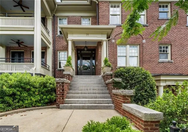 Photo 2 of Sale Pending at 75 17th St Ne #7, Atlanta, GA 30309 | MLS# 10810280 | Listing updated on 2026-08-26