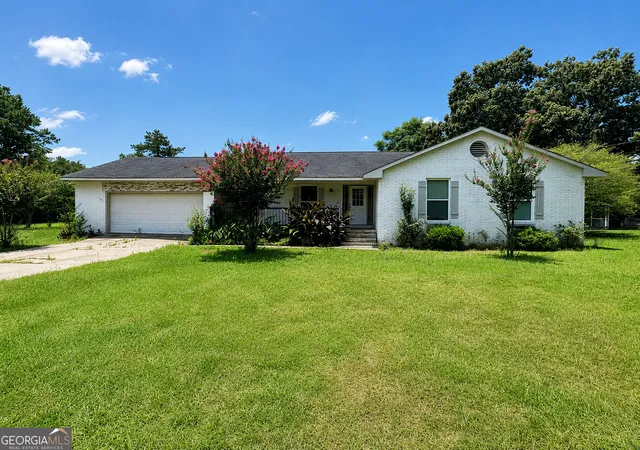 Homes for sale in Fort Valley, GA | 53 San Louise Dr, Fort Valley, GA 31030 | MLS# 10798192