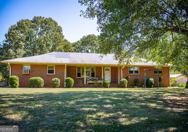 Photo 1 of Single family home for sale at 677 Upper Caldwell Rd, Bowdon, GA 30108 | MLS# 10857515 | Listing updated on 2026-10-28