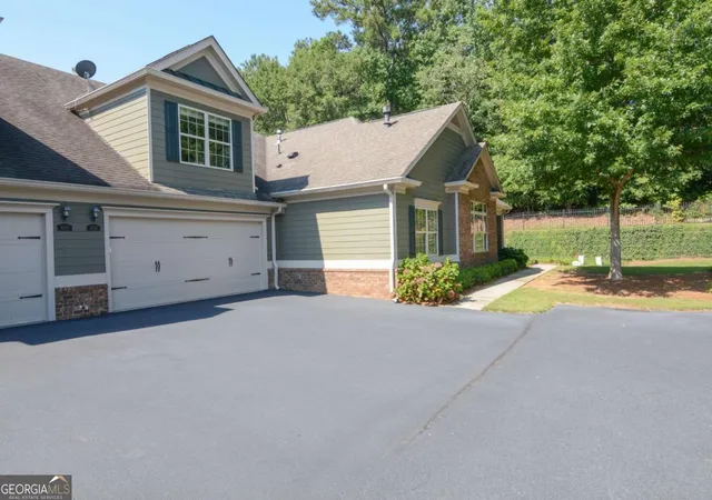 Photo 1 of Condo for sale at 4715 Flycatcher Dr, Alpharetta, GA 30004 | MLS# 10828003 | Listing updated on 2026-09-18