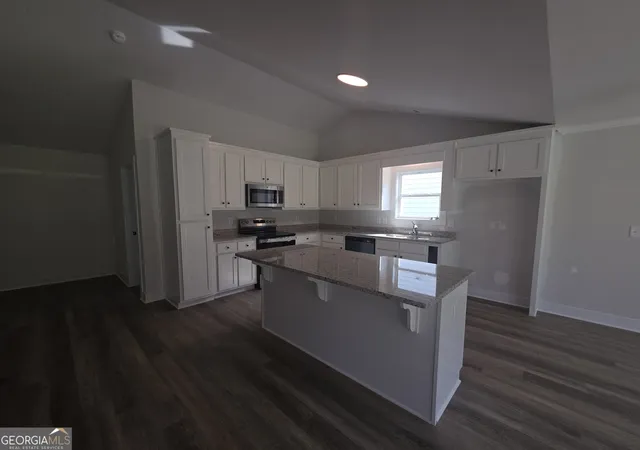 2nd image of 214 Lake Meadows Dr #45, Winder, GA 30680 | MLS# 10791113