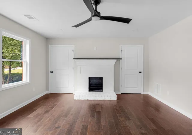 5th image of 1995 Venetian Dr Sw, Atlanta, GA 30311 | MLS# 10816331