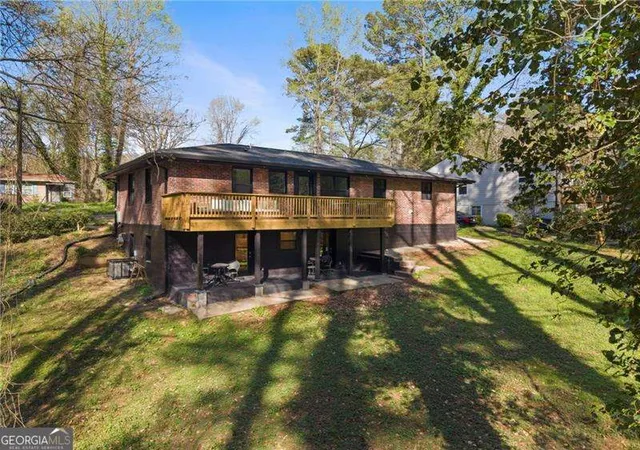 2nd image of 2746 Dale Creek Dr Nw, Atlanta, GA 30318 | MLS# 10758269