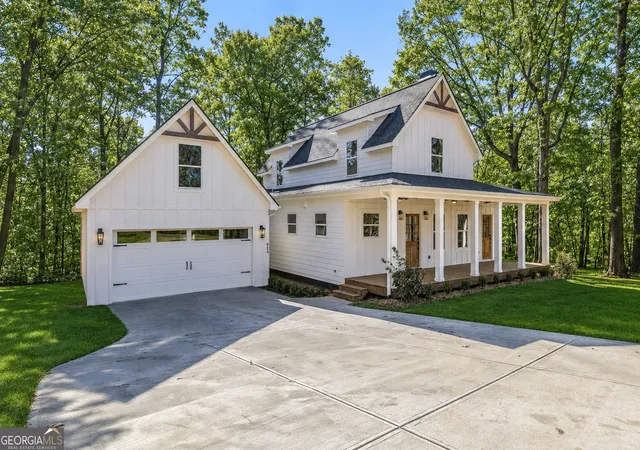 2nd image of 954 The Orchard Rd, Clarkesville, GA 30523 | MLS# 10829945