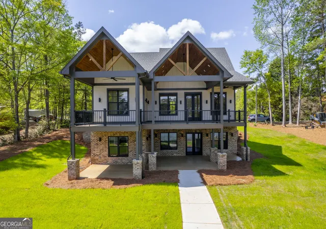 Photo 3 of Single family home for sale at 141 Grimes Rd, Milledgeville, GA 31061 | MLS# 10815177 | Listing updated on 2026-08-12