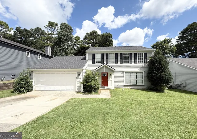 2nd image of 6563 Eastbriar Dr, Lithonia, GA 30058 | MLS# 10829204
