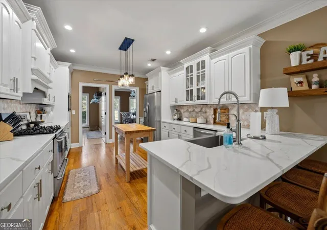 Photo 4 of Sale Pending at 117 Lake Pointe Dr, Macon, GA 31210 | MLS# 10836547 | Listing updated on 2026-09-07