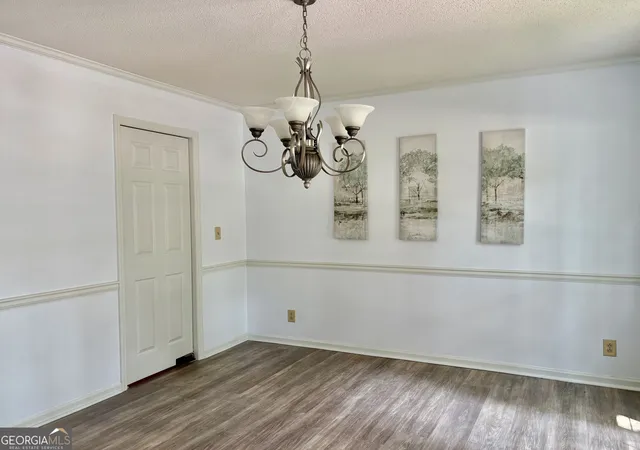 Photo 3 of Single family home for sale at 140 Senora Pl, Macon, GA 31210 | MLS# 10821875 | Listing updated on 2026-08-21