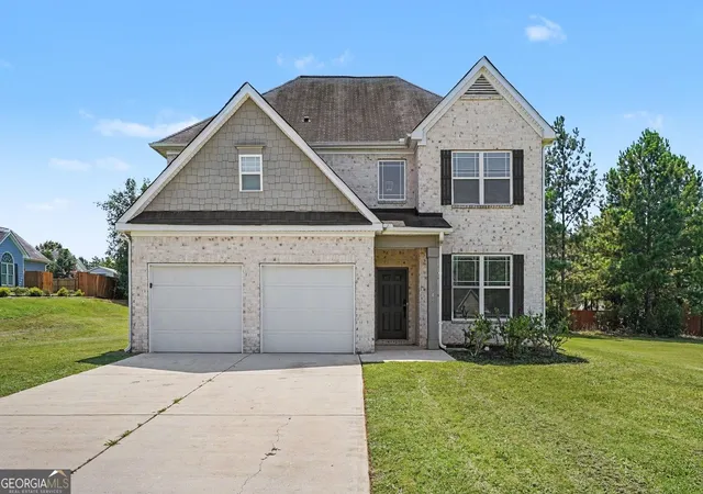 Photo 1 of Single family home for sale at 1146 E Shoreview Dr, Mcdonough, GA 30253 | MLS# 10831065 | Listing updated on 2026-09-16