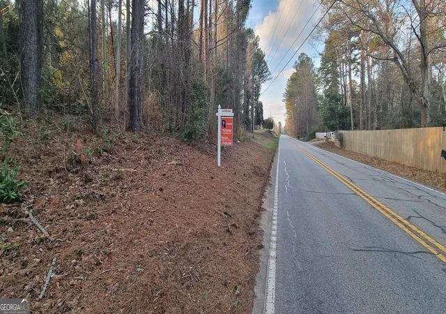 15th image of 1054 Roscoe Rd, Newnan, GA 30263 | MLS# 10704329