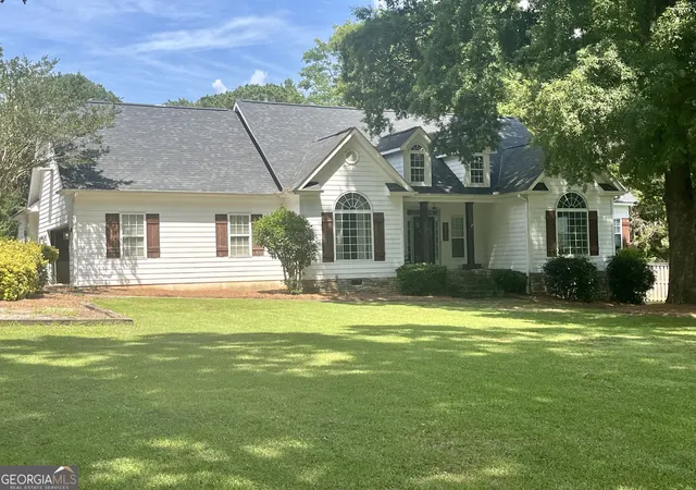 Homes for sale in Griffin, GA | 1212 Maple Dr, Griffin, GA 30224 | MLS# 10785608