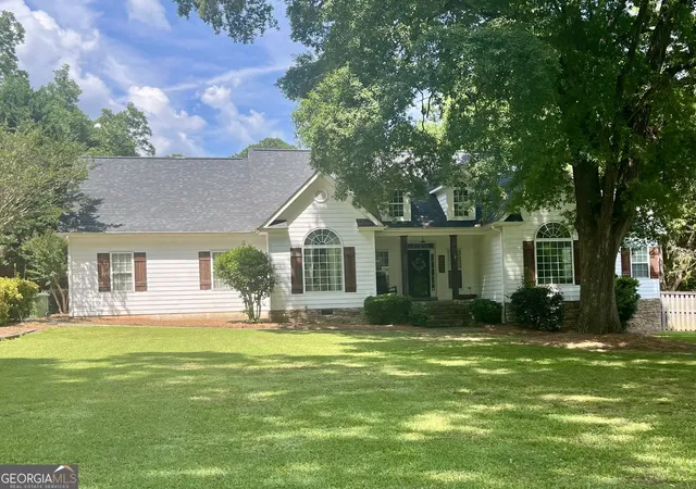 Homes for sale in Griffin, GA | 1212 Maple Dr, Griffin, GA 30224 | MLS# 10785608