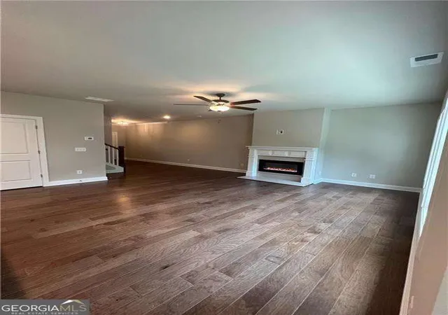 Photo 4 of Townhouse for sale at 340 Lakeside Ct, Canton, GA 30114 | MLS# 10820687 | Listing updated on 2026-08-20