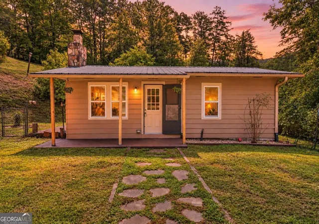 1st image of 120 Old Hollow Rd, Blue Ridge, GA 30513 | MLS# 10826385