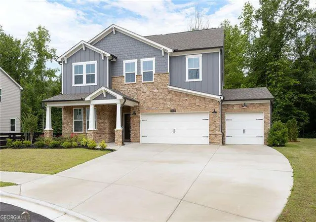 Photo 3 of Single family home for sale at 764 Clifftop Xing Sw, Powder Springs, GA 30127 | MLS# 10802262 | Listing updated on 2026-07-23