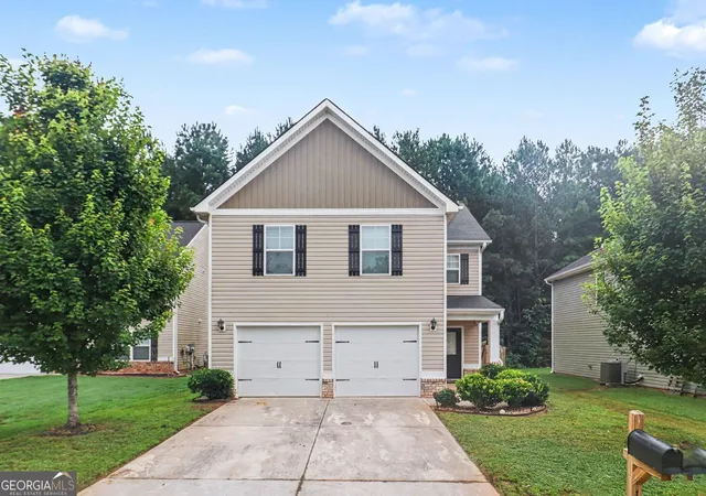 Photo 1 of Single family home for sale at 186 Brasch Park Dr, Grantville, GA 30220 | MLS# 10814081 | Listing updated on 2026-09-06