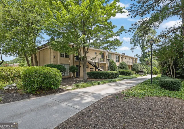 Photo 2 of Condo for sale at 5400 Roswell Rd #P3, Sandy Springs, GA 30342 | MLS# 10796780 | Listing updated on 2026-07-21