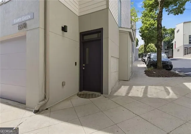 Photo 2 of Townhouse for sale at 1278 Eames Grn Nw, Atlanta, GA 30318 | MLS# 10827537 | Listing updated on 2026-09-11