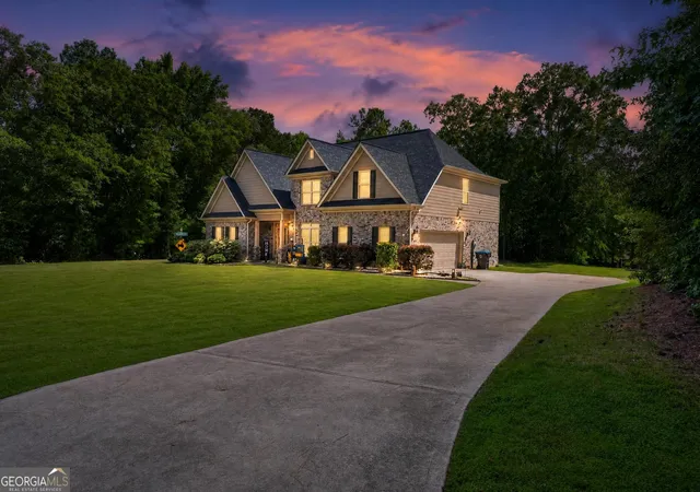 2nd image of 312 Conway Ct, Mcdonough, GA 30252 | MLS# 10793276