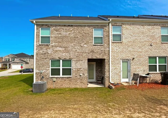 3rd image of 615 Dairy Dr, Stockbridge, GA 30281 | MLS# 10824784