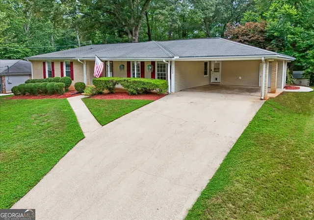 2nd image of 1554 Pedro Dr Sw, Mableton, GA 30126 | MLS# 10814239