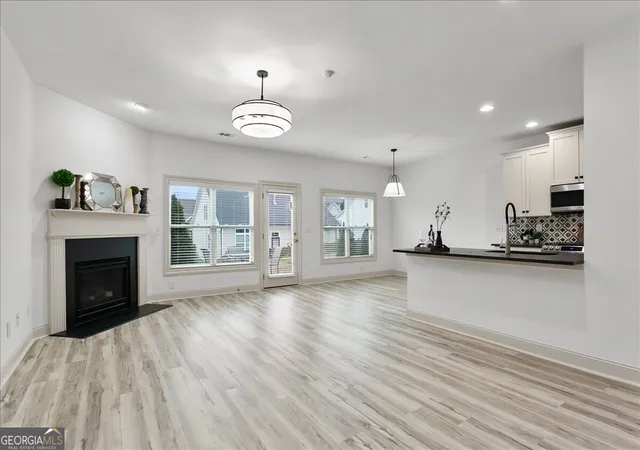 5th image of 1520 Craftsman Rd, Atlanta, GA 30318 | MLS# 10788233