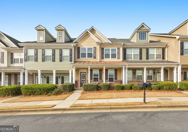 Photo 1 of Sale Pending at 530 Georgia Way, Woodstock, GA 30188 | MLS# 10810245 | Listing updated on 2026-09-14