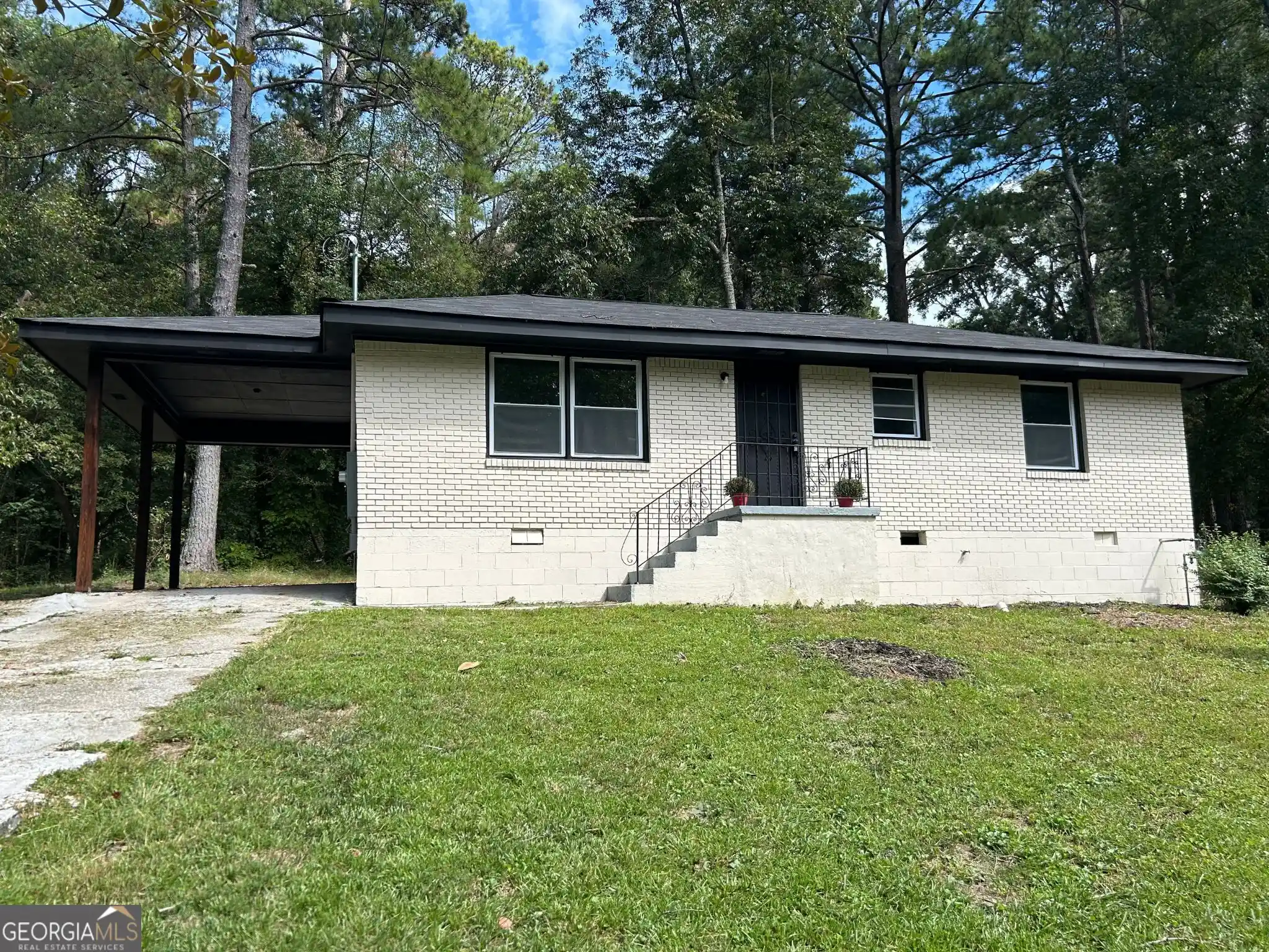 Photo 1 of Single family home for sale at 2970 Humphries Dr Se, Atlanta, GA 30354 | MLS# 10821956 | Listing updated on 2026-10-11