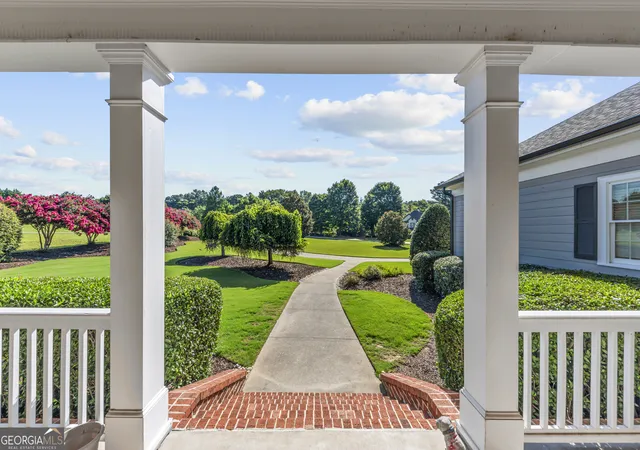 Photo 3 of Sale Pending at 1101 E Magnolia Loop, Madison, GA 30650 | MLS# 10811499 | Listing updated on 2026-08-22