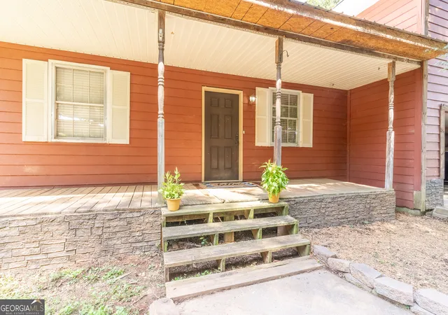 image of 111 Willow St, Commerce, GA 30529 | MLS# 10825752