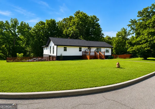 Photo 1 of Single family home for sale at 3401 Moravia Dr, Lithonia, GA 30038 | MLS# 10808510 | Listing updated on 2026-09-23
