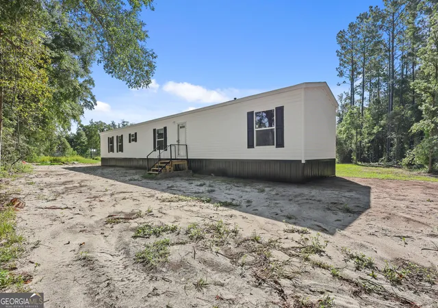 Photo 1 of Manufactured home for sale at 1118 East 121 Pl, Folkston, GA 31537 | MLS# 10836721 | Listing updated on 2026-09-28