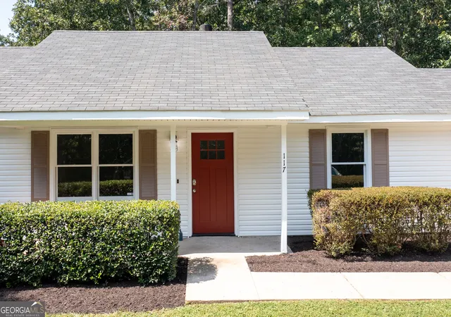 Photo 4 of Sale Pending at 117 Hardy Rd, Senoia, GA 30276 | MLS# 10835885 | Listing updated on 2026-09-03